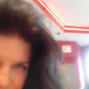 Meet your Posher, Ethel